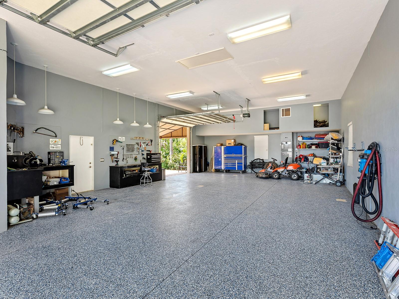 Image 66 of 71 For 10528 Cheval Place