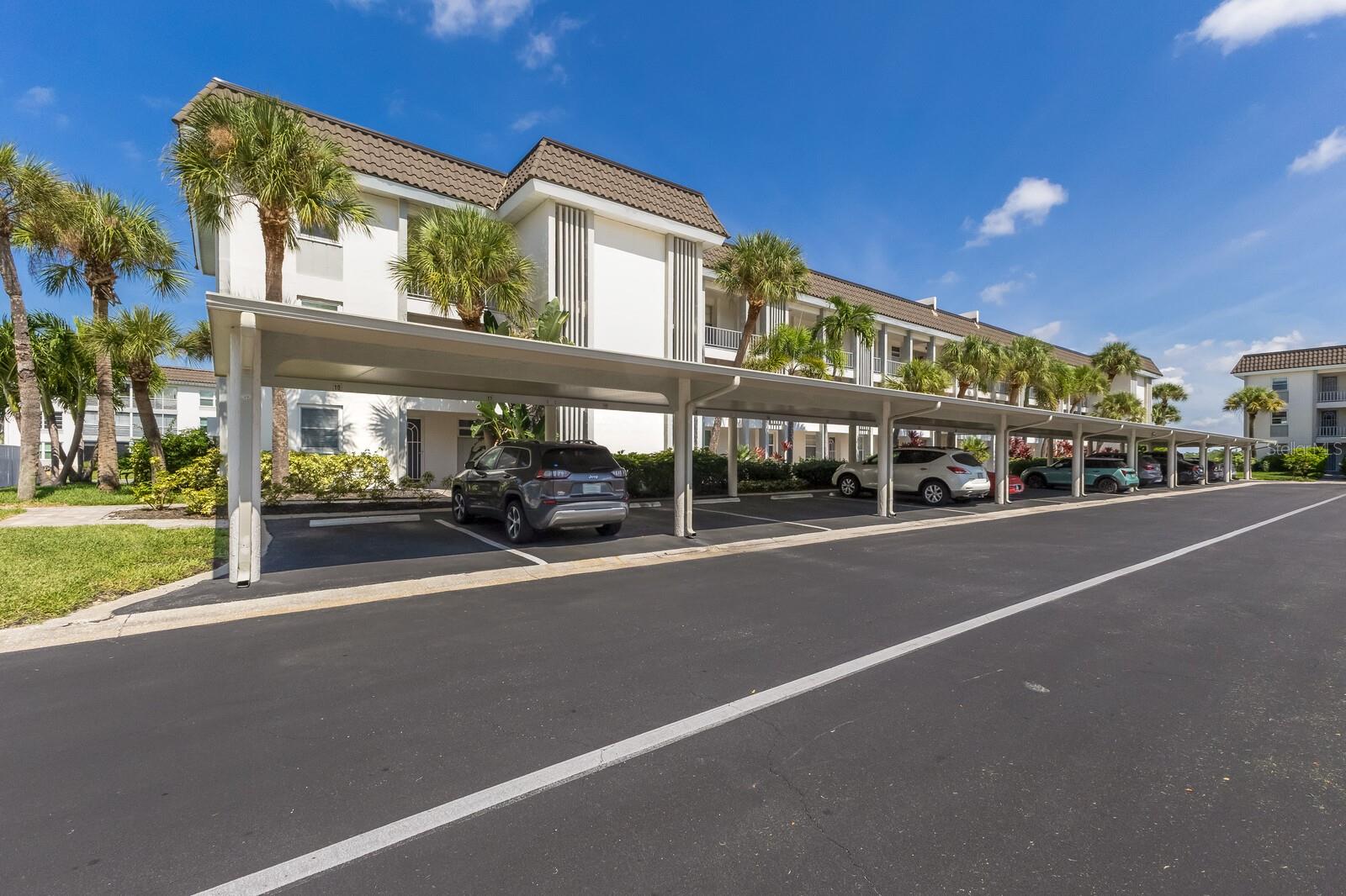 Image 27 of 48 For 4320 Falmouth Drive 301