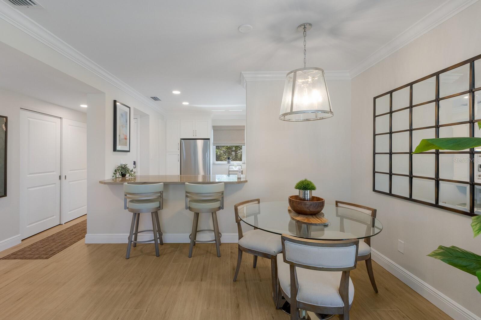 Image 9 of 48 For 4320 Falmouth Drive 301