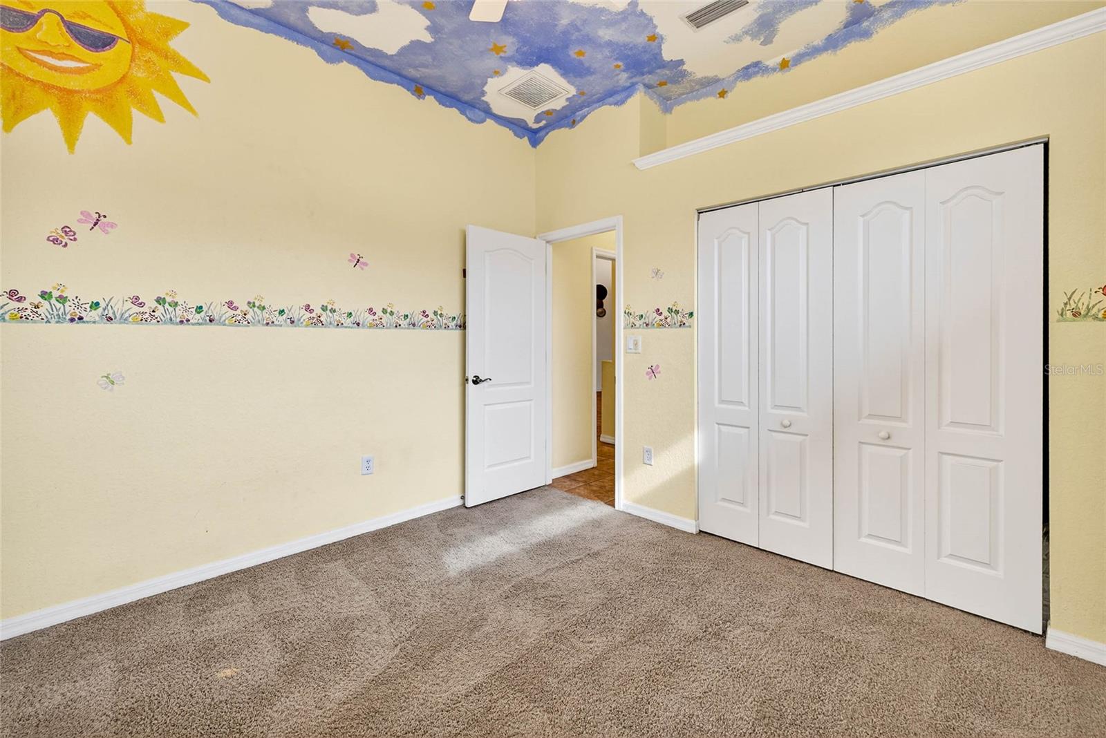 Image 26 of 64 For 14743 1st Avenue E