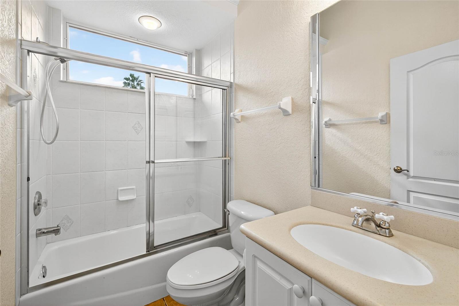 Image 32 of 64 For 14743 1st Avenue E