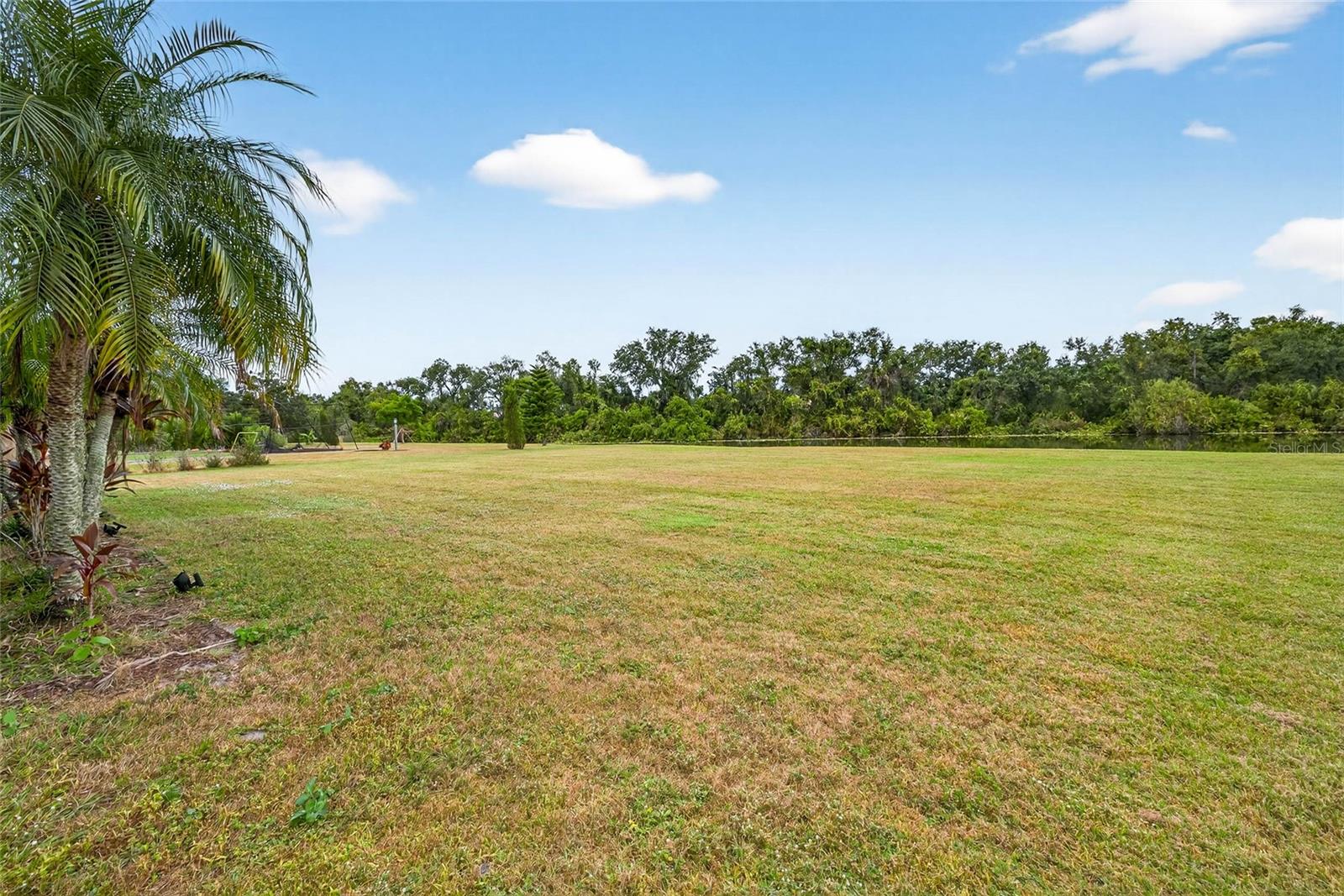 Image 49 of 64 For 14743 1st Avenue E