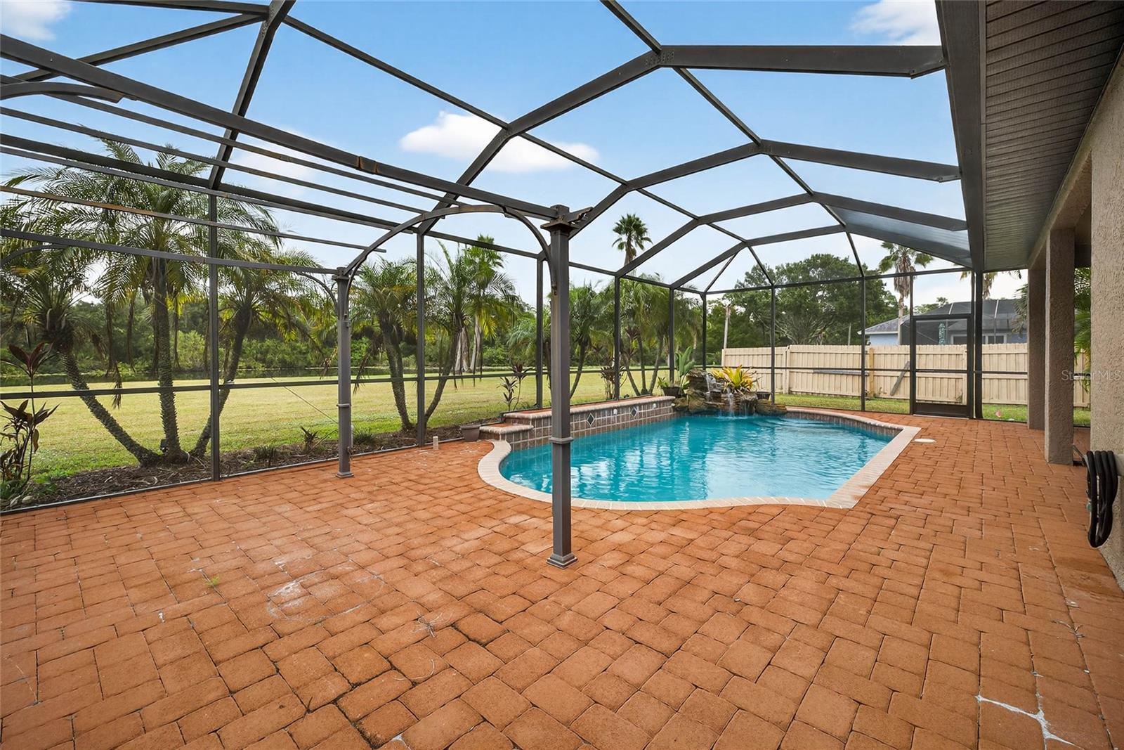 Image 50 of 64 For 14743 1st Avenue E