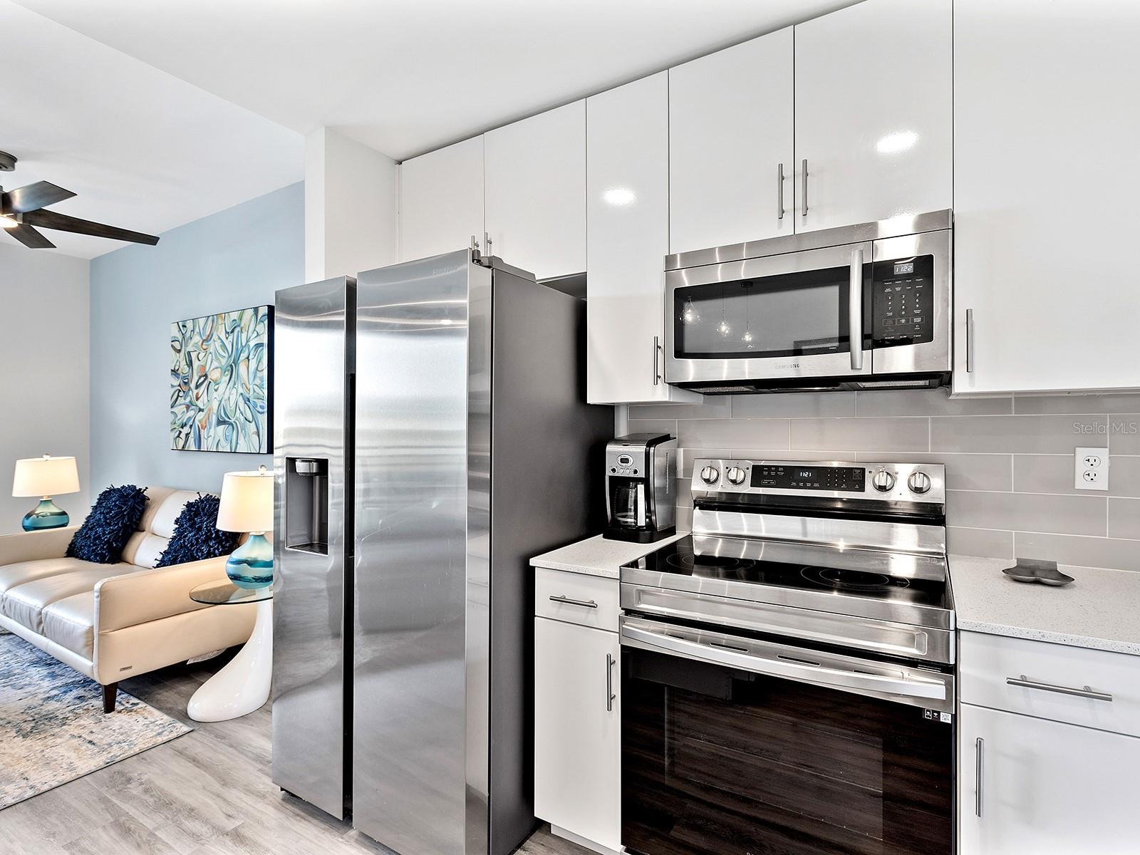 Image 15 of 45 For 1709 Tamiami Trail 318