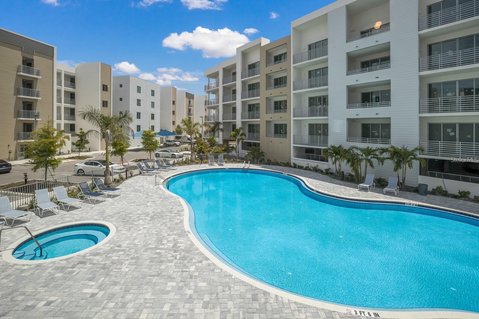 Image 34 of 45 For 1709 Tamiami Trail 318