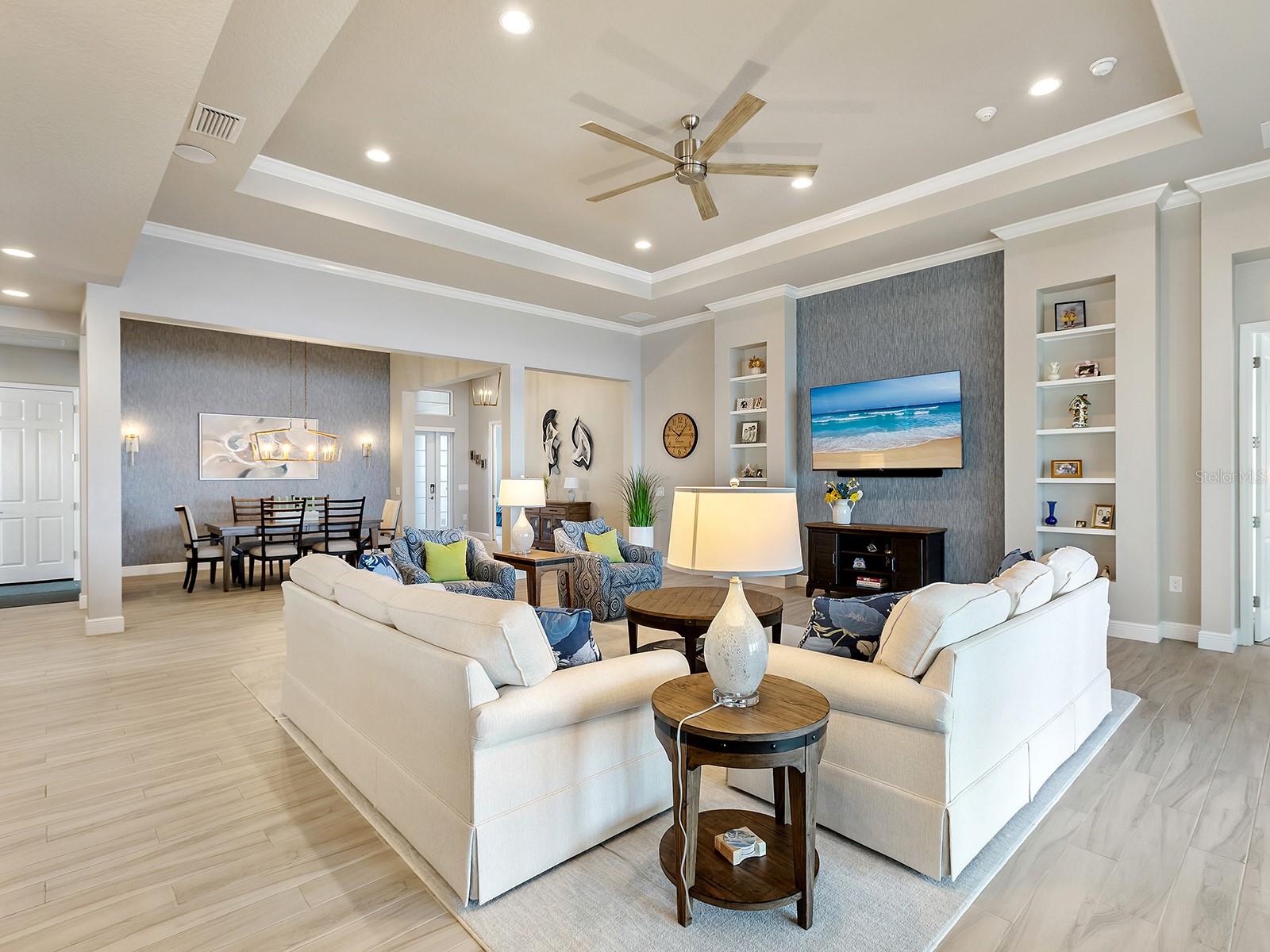 Image 8 of 85 For 8119 Waterbend Trail