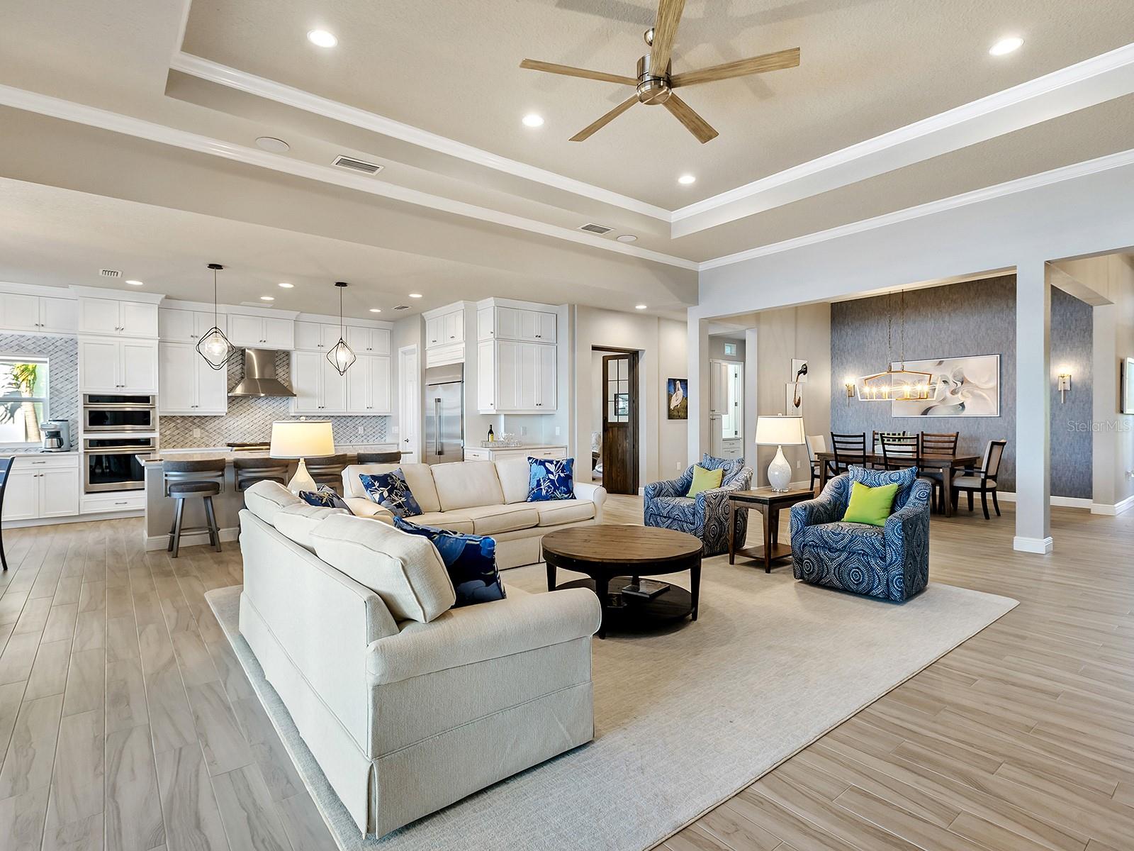 Image 9 of 85 For 8119 Waterbend Trail