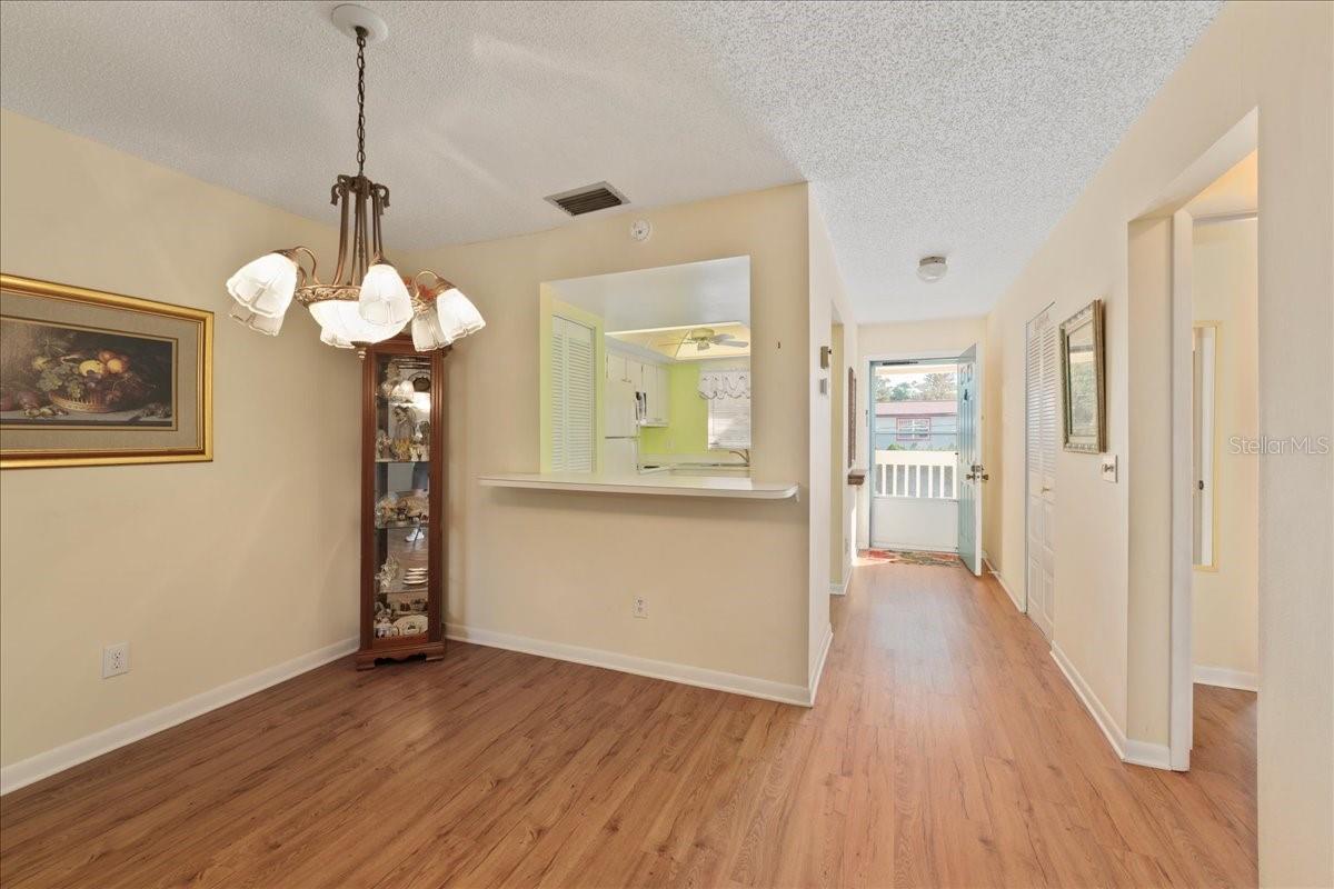 Image 15 of 31 For 6128 7th Avenue W 6128