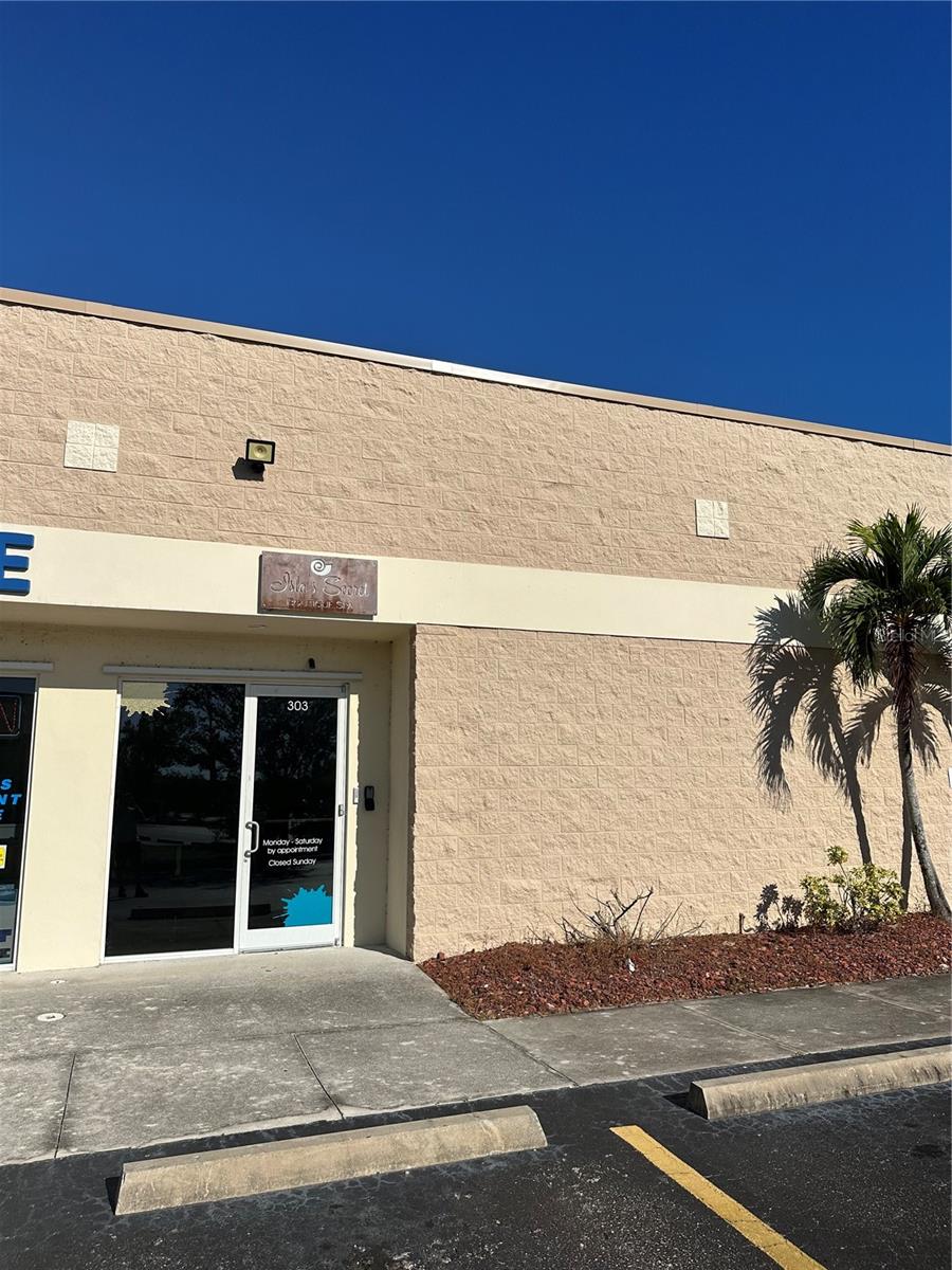 Image 2 of 17 For 24630 Sandhill Boulevard 303