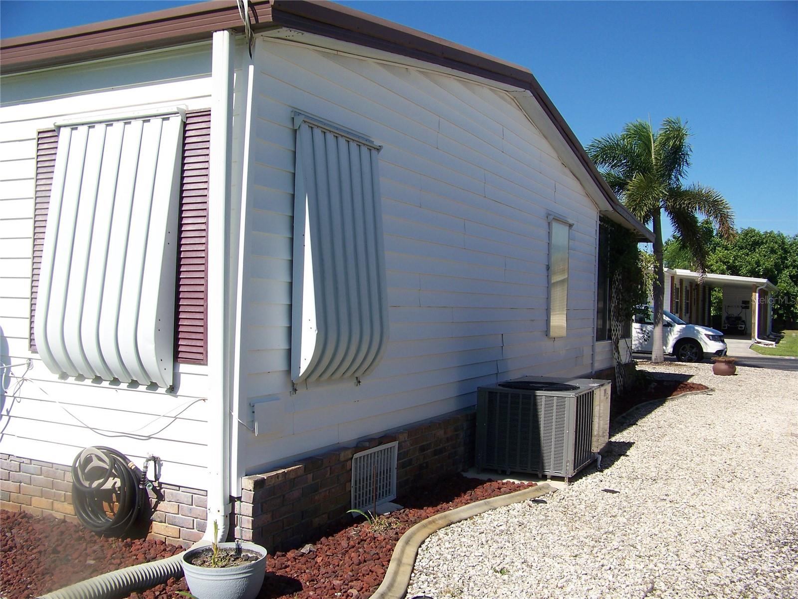 Image 12 of 58 For 15550 Burnt Store Road 210