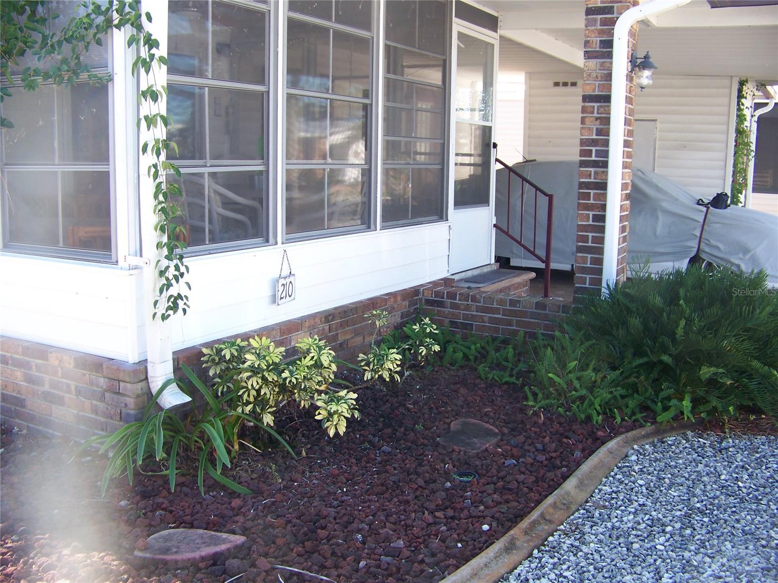 Image 15 of 58 For 15550 Burnt Store Road 210