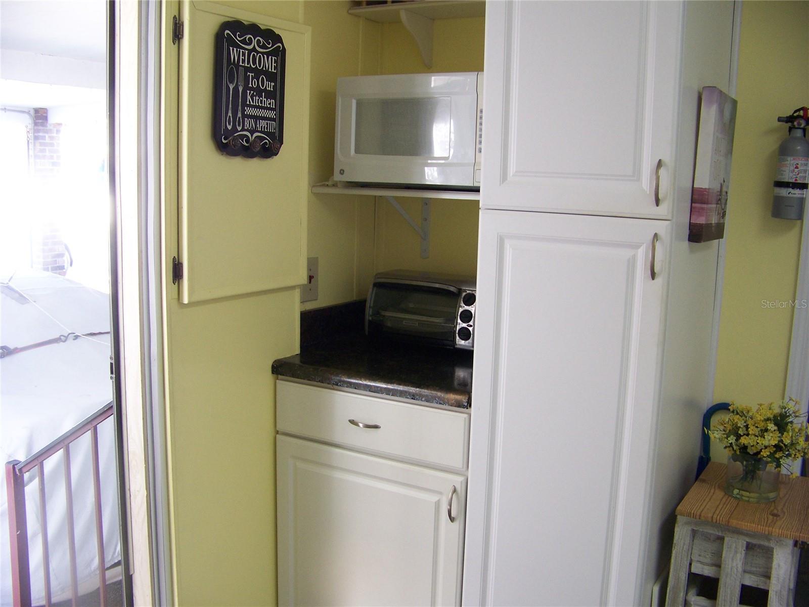 Image 17 of 58 For 15550 Burnt Store Road 210