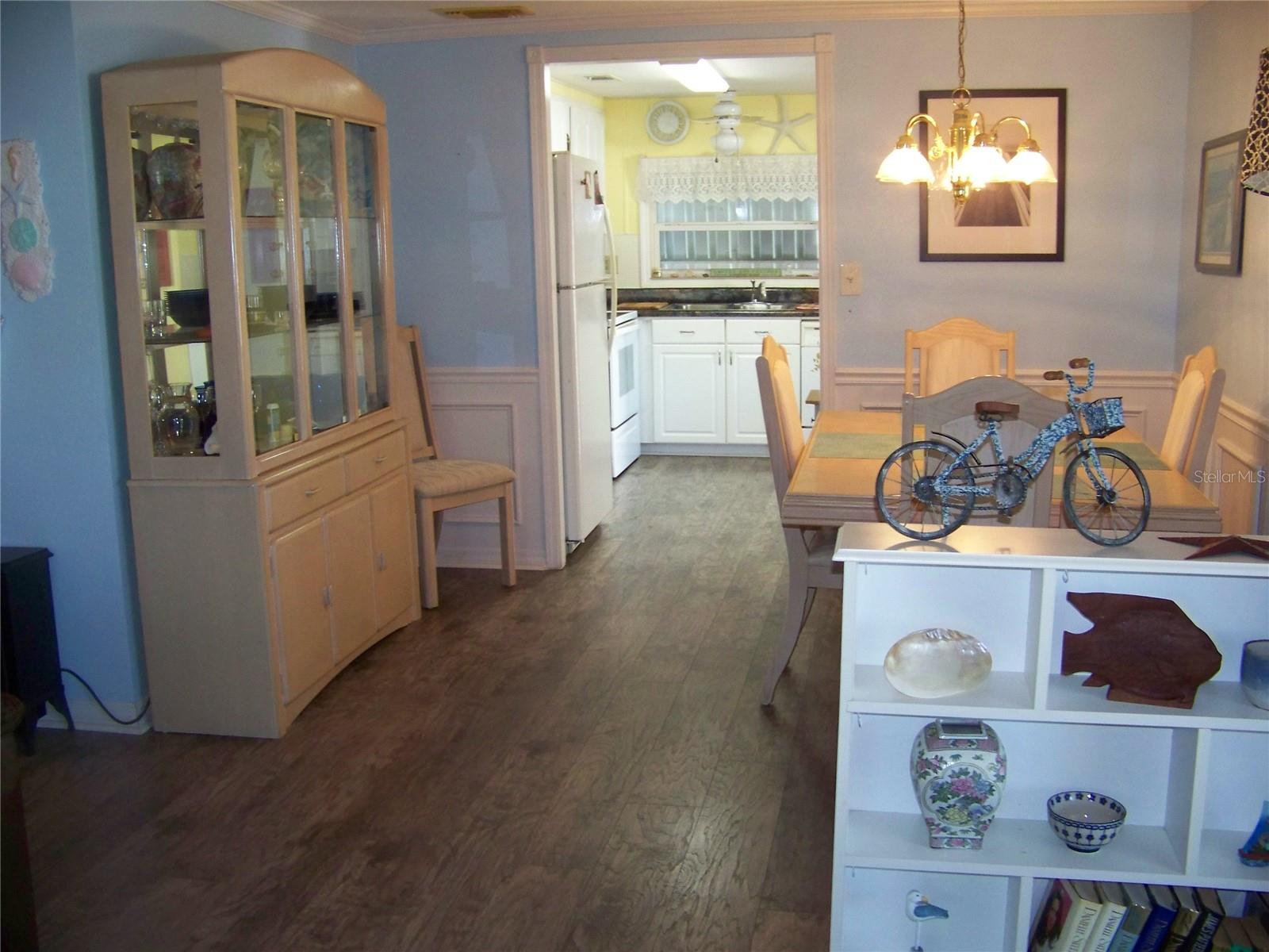 Image 24 of 58 For 15550 Burnt Store Road 210