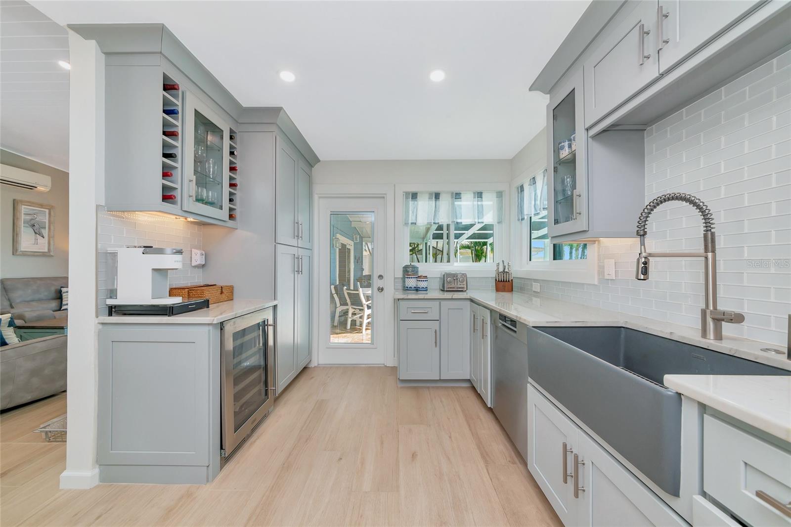 Image 20 of 92 For 9923 Spoonbill Road E