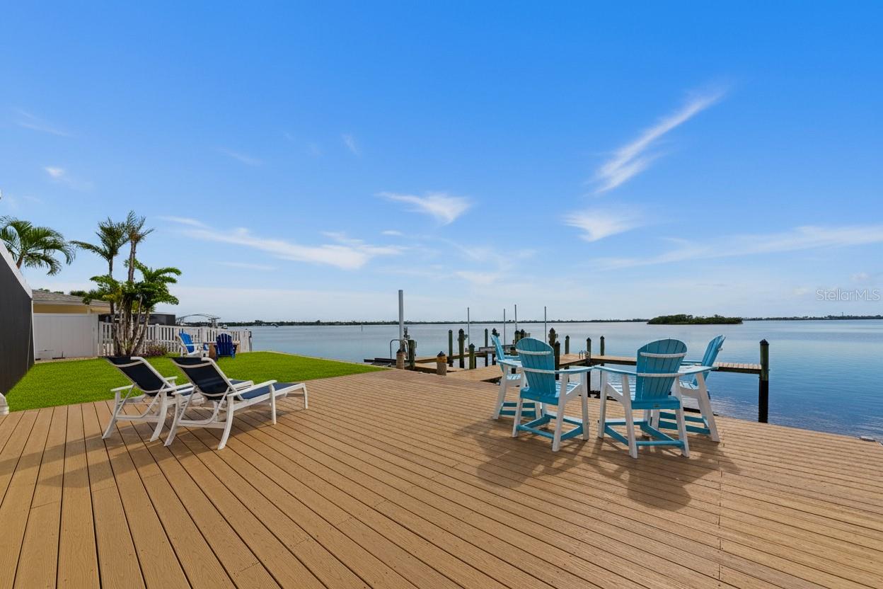 Image 4 of 92 For 9923 Spoonbill Road E