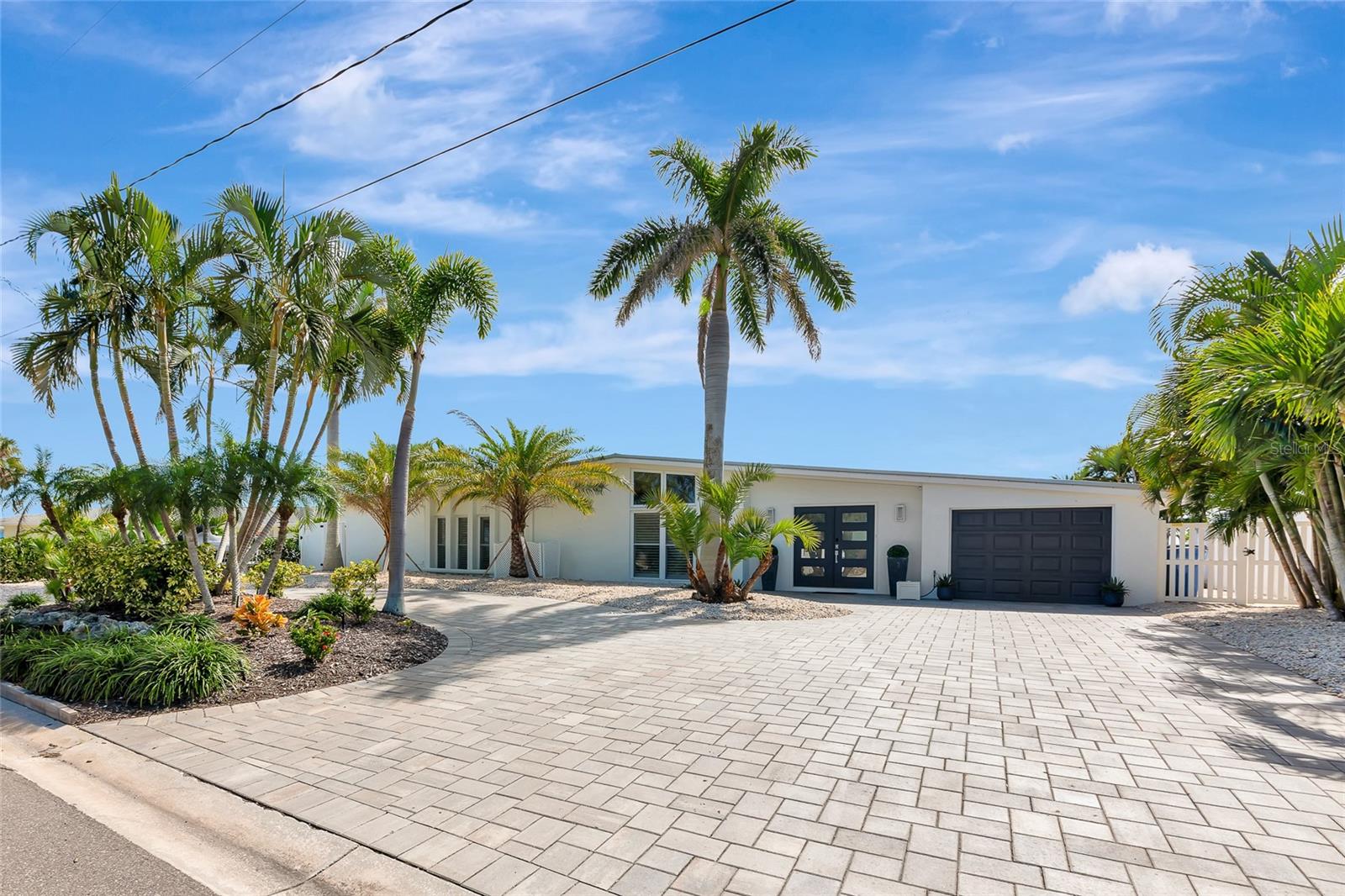 Image 67 of 92 For 9923 Spoonbill Road E