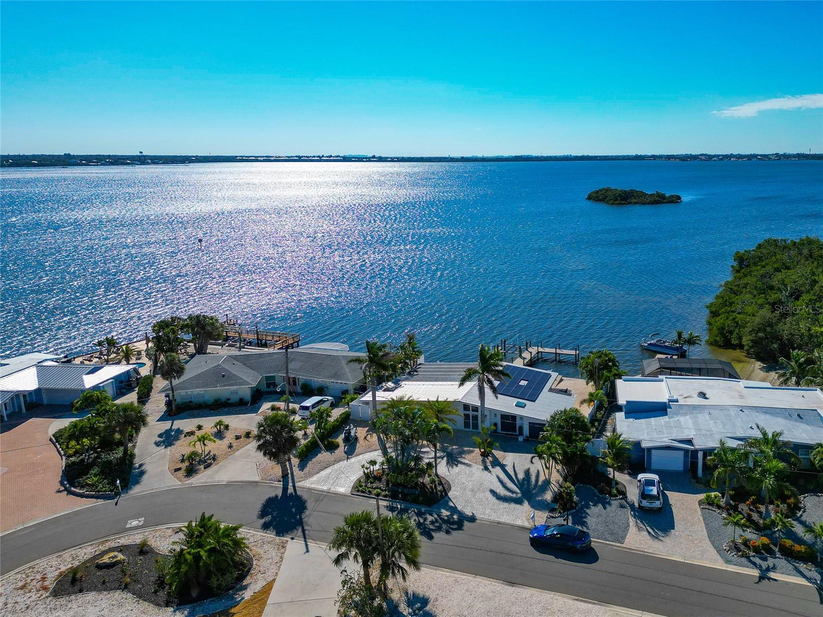 Image 83 of 92 For 9923 Spoonbill Road E