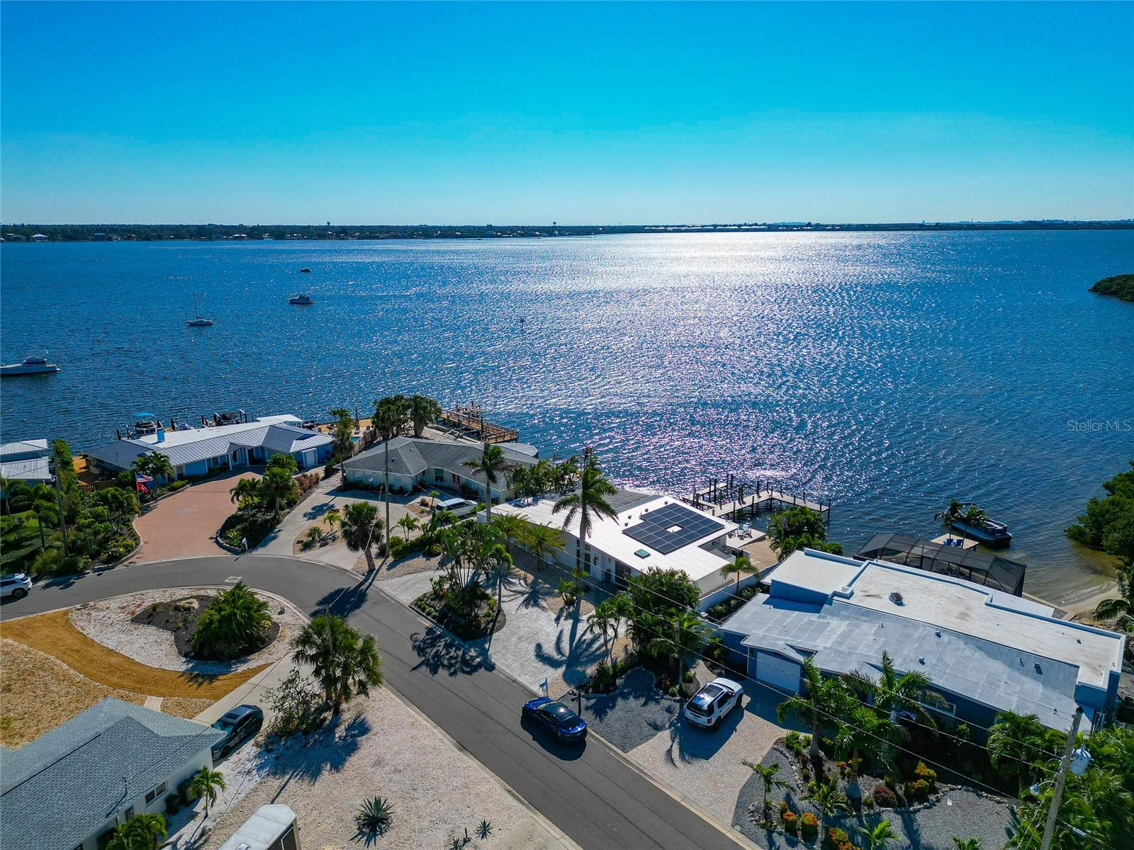 Image 84 of 92 For 9923 Spoonbill Road E