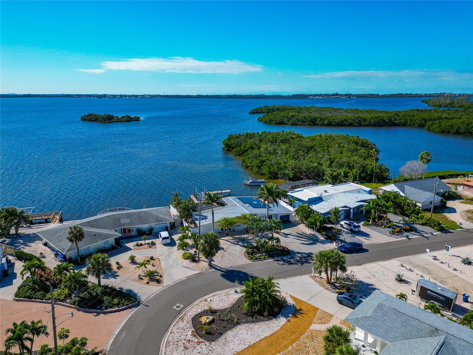 Image 90 of 92 For 9923 Spoonbill Road E