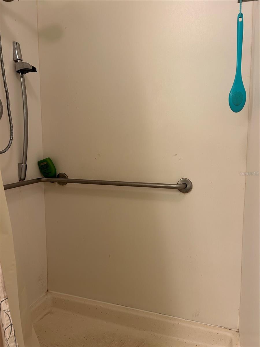 Image 14 of 50 For 4775 Tri Par Drive