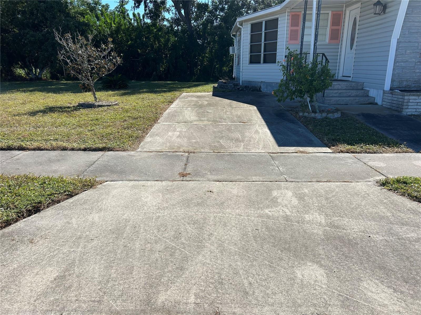 Image 30 of 50 For 4775 Tri Par Drive