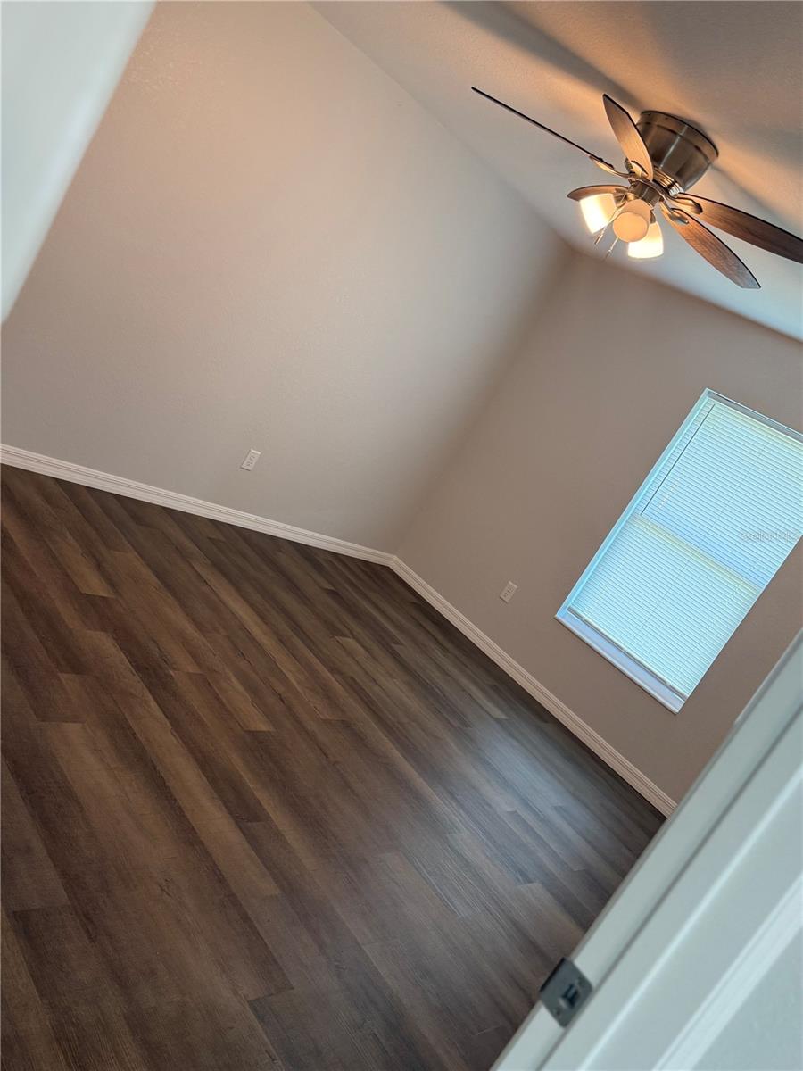 Image 5 of 10 For 1198 Mills Avenue