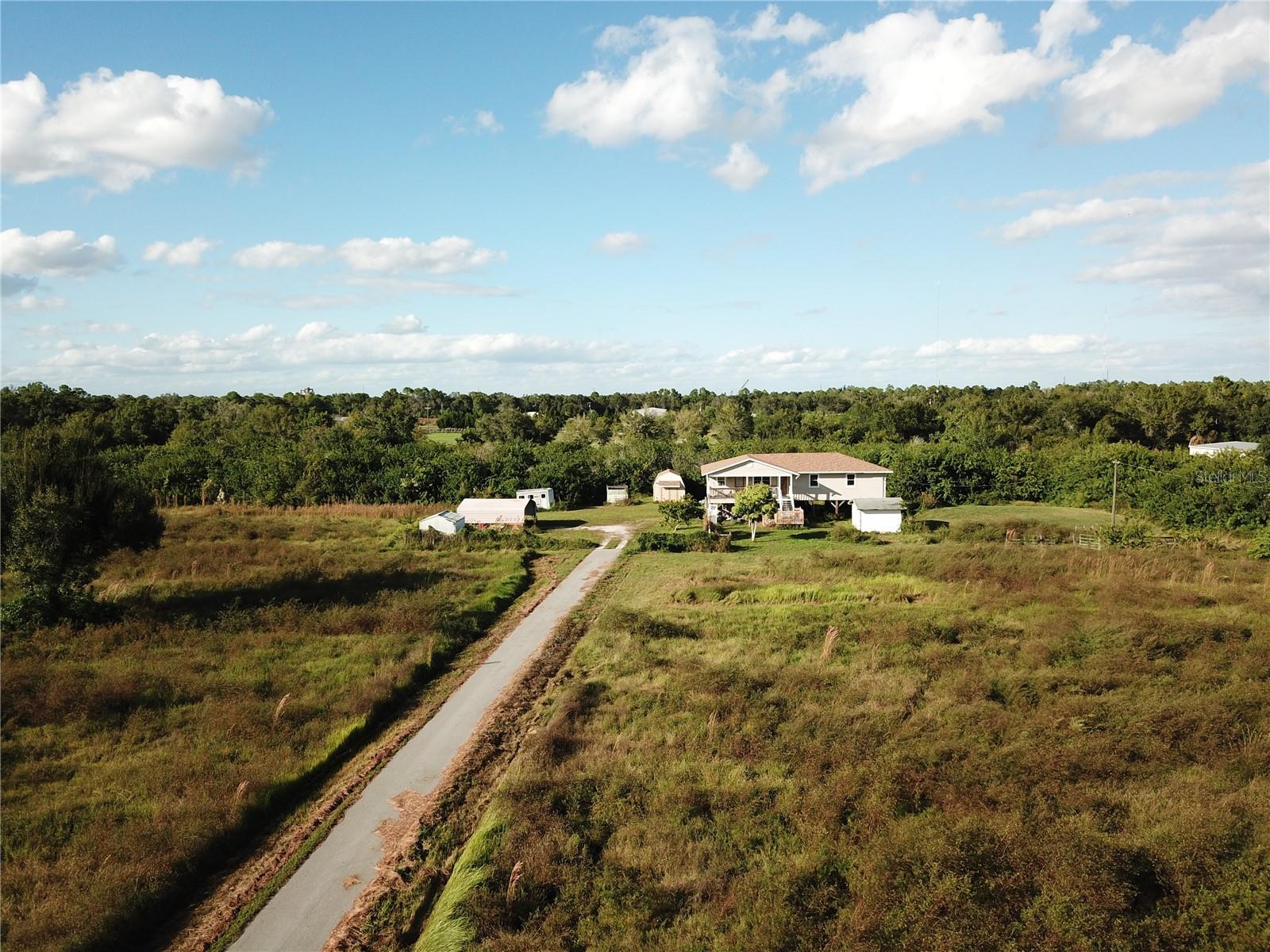 Image 2 of 5 For 41180 Horseshoe Road