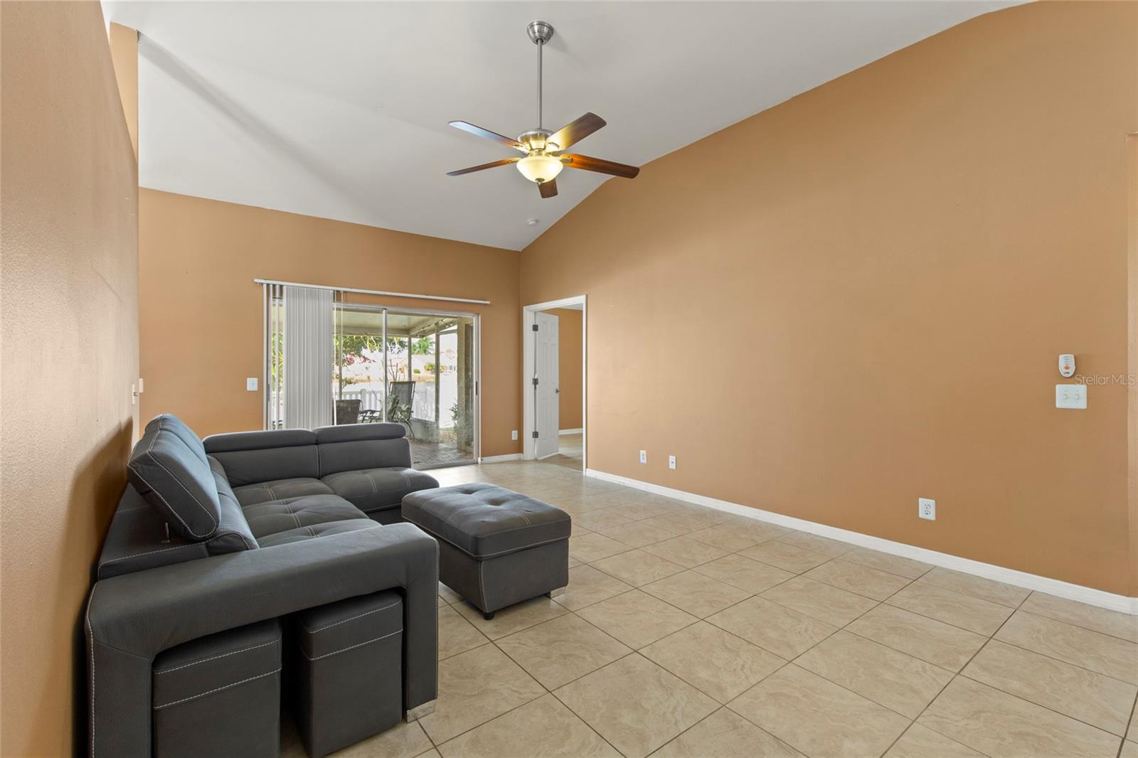 Image 10 of 43 For 1208 50th Street E