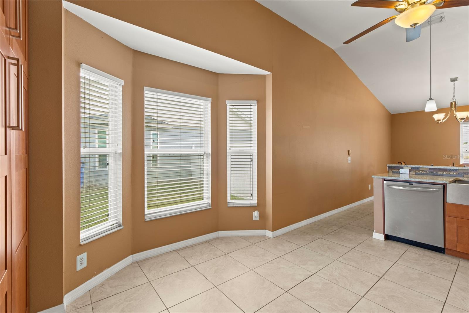 Image 13 of 43 For 1208 50th Street E