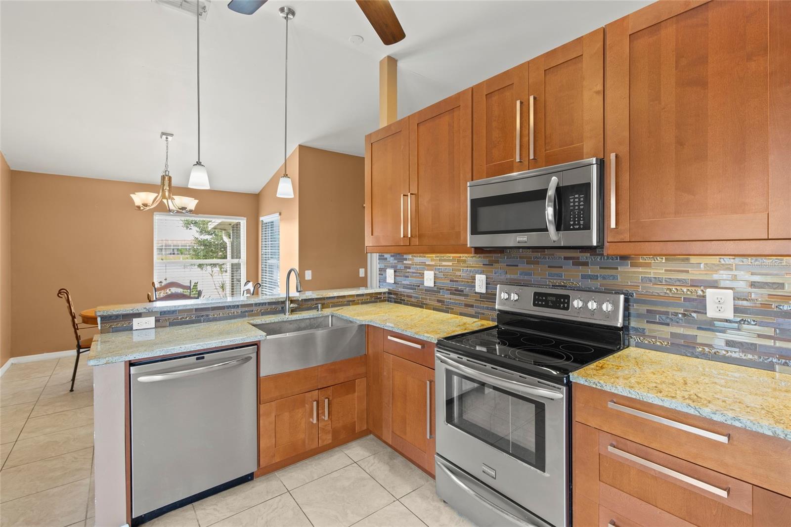 Image 15 of 43 For 1208 50th Street E