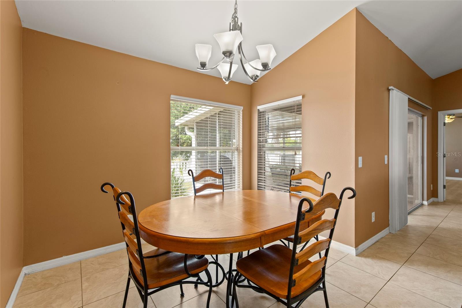 Image 19 of 43 For 1208 50th Street E