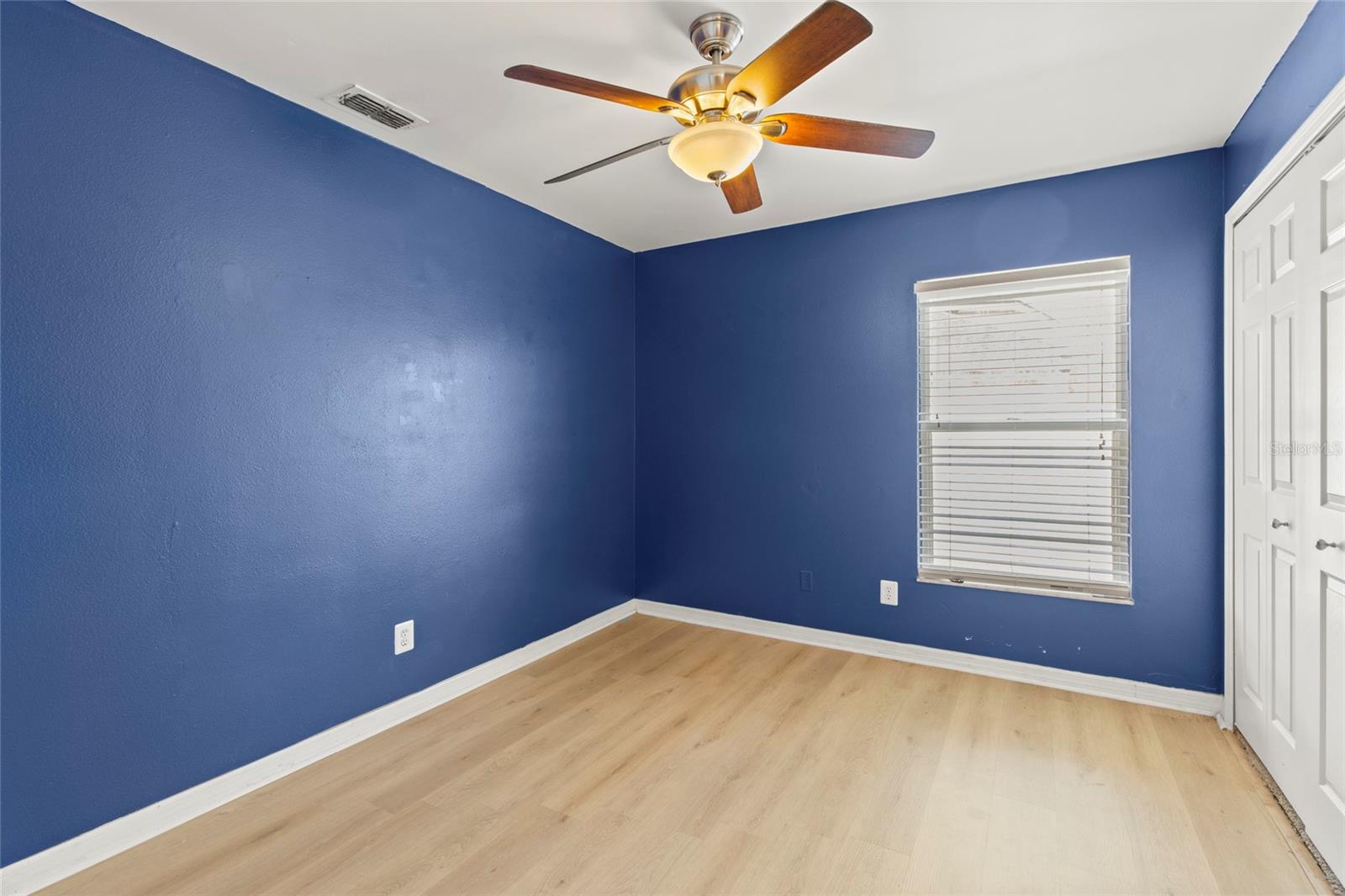 Image 25 of 43 For 1208 50th Street E