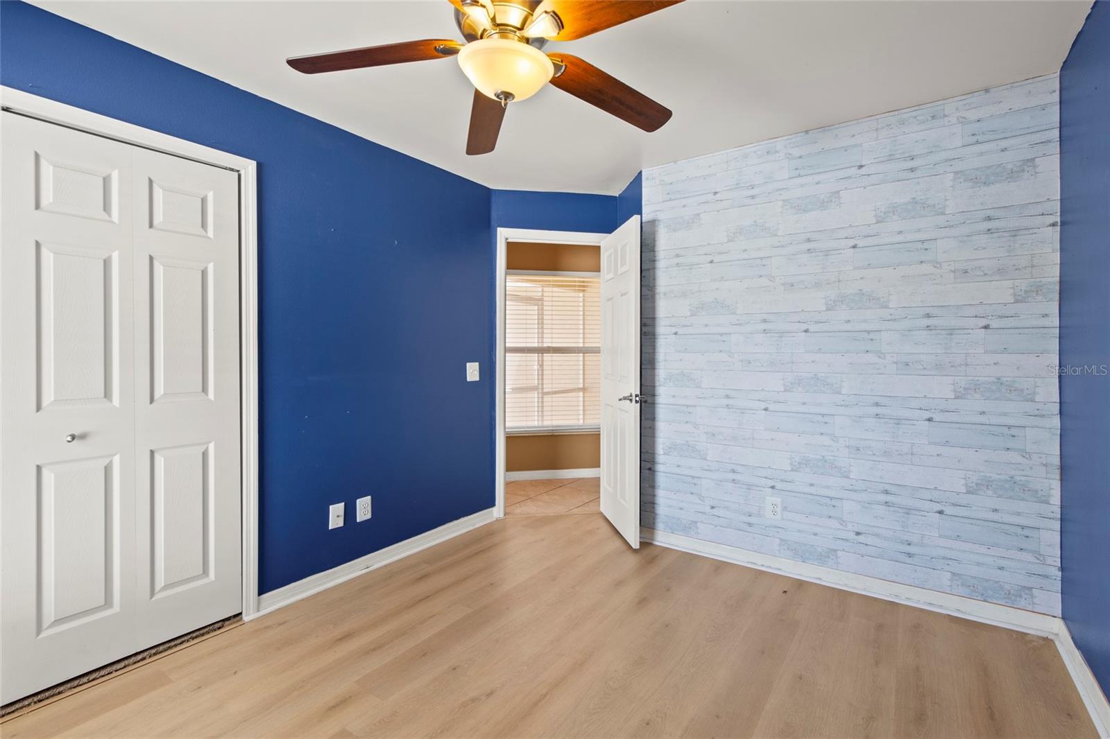 Image 26 of 43 For 1208 50th Street E