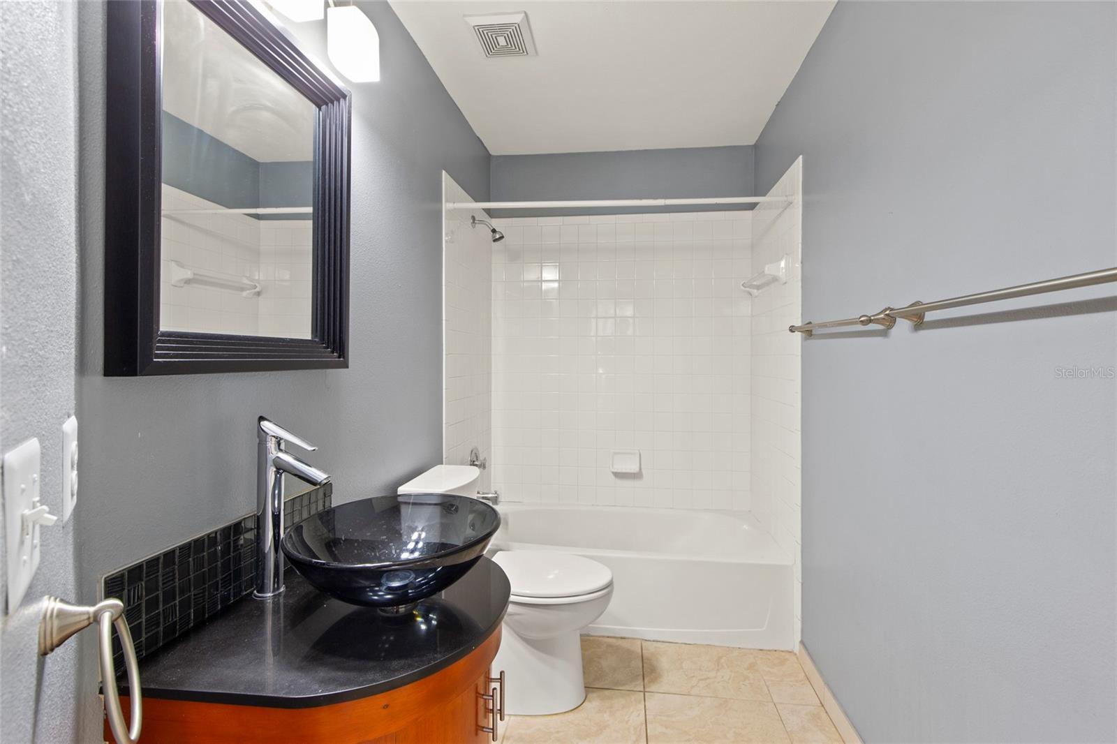 Image 29 of 43 For 1208 50th Street E