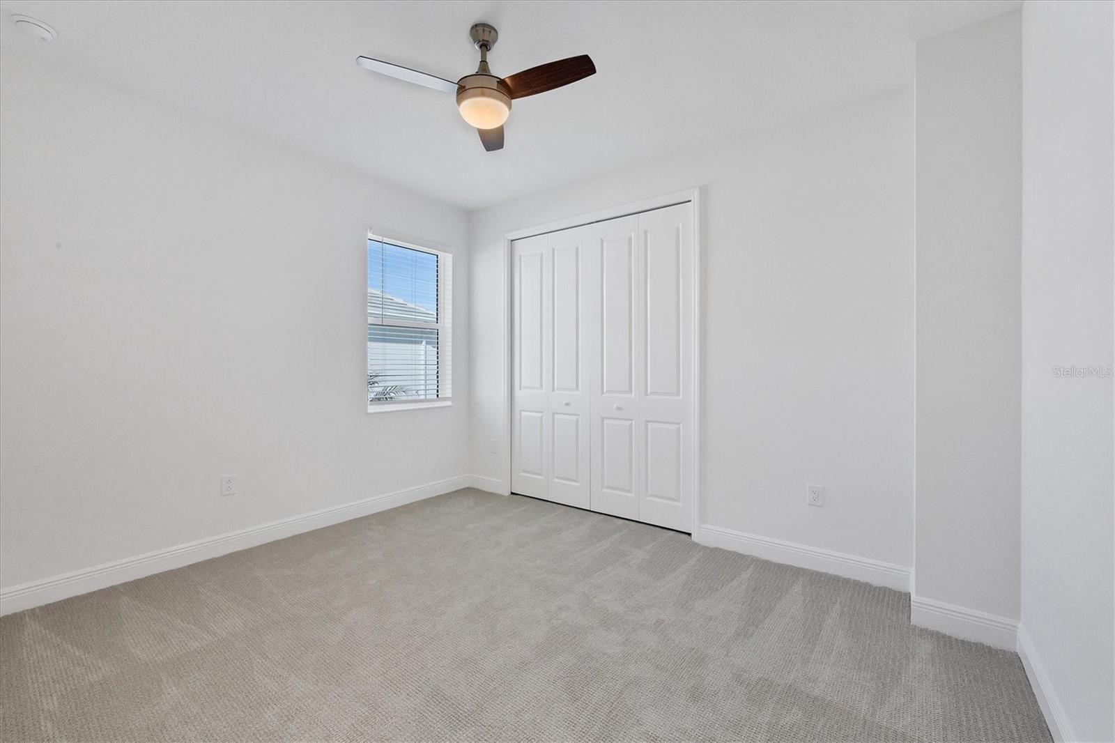 Image 18 of 60 For 1019 Waterline Court