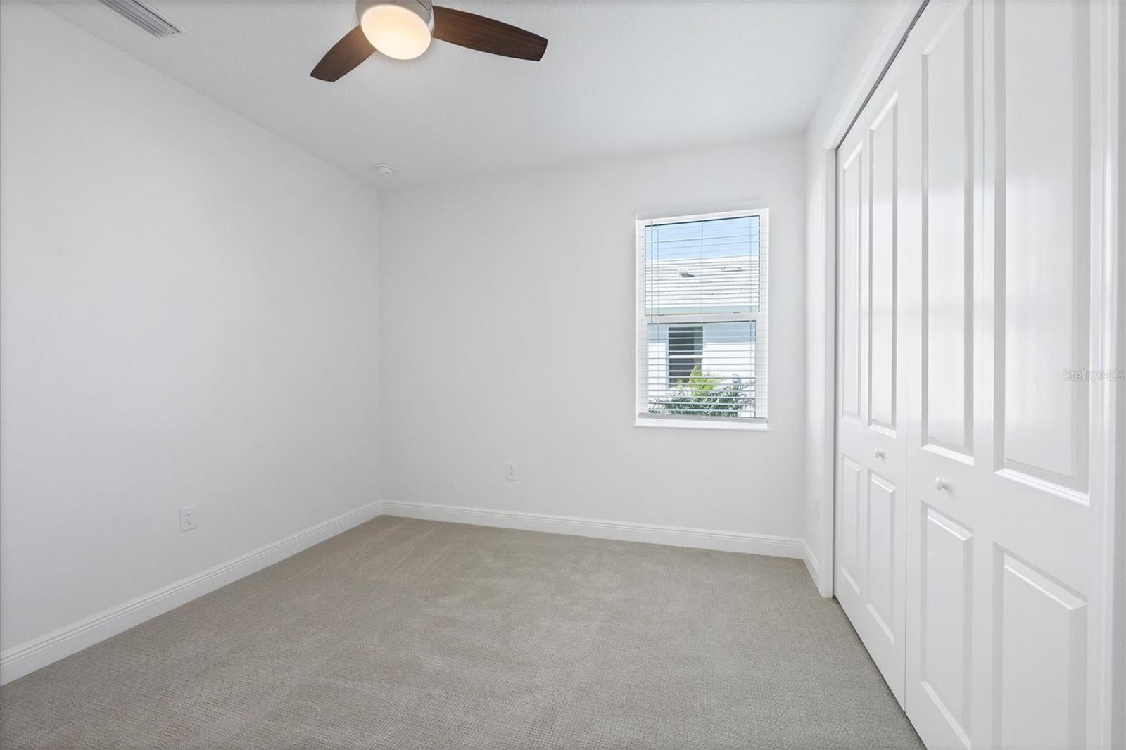 Image 19 of 60 For 1019 Waterline Court