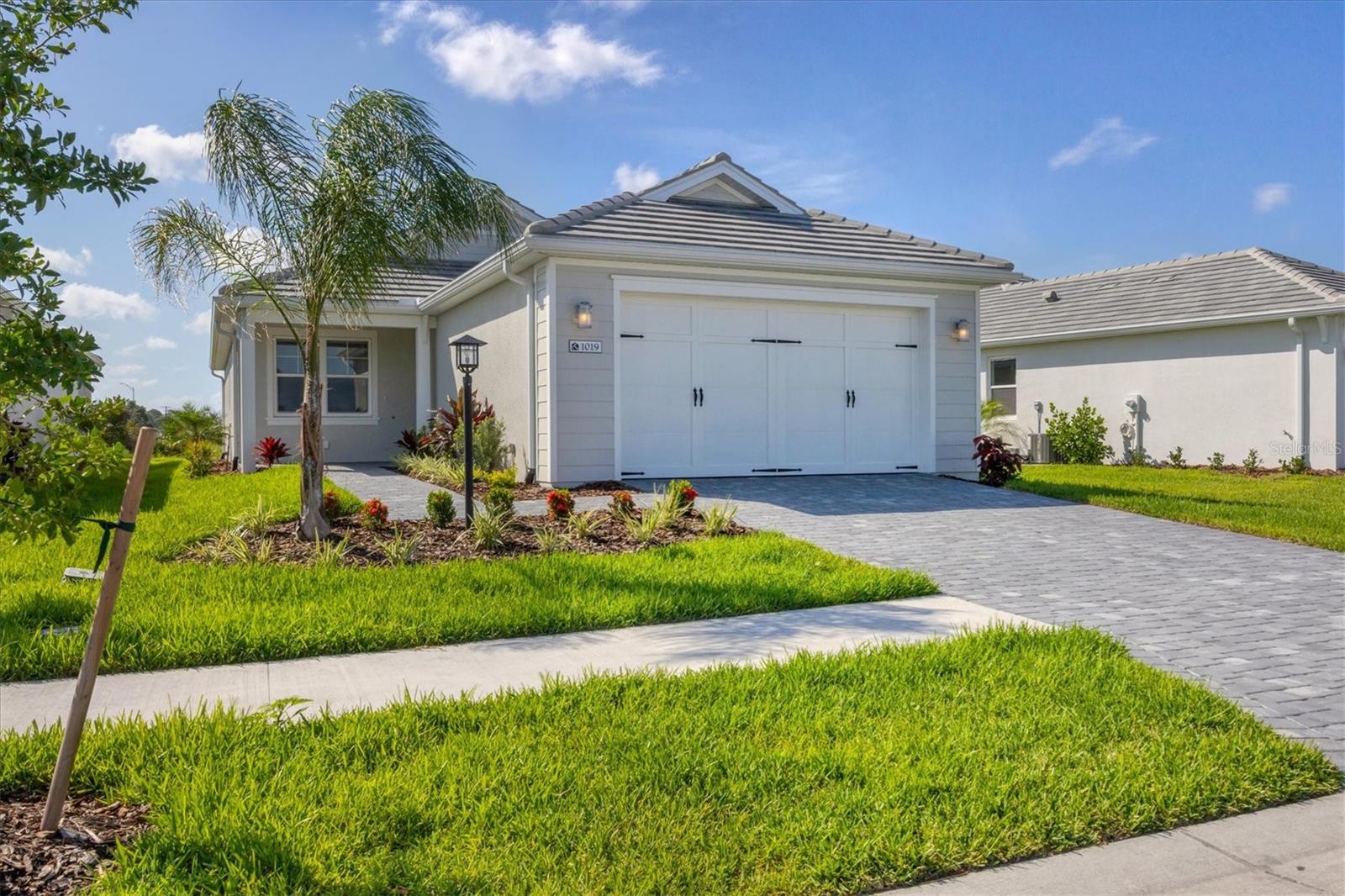 Image 2 of 60 For 1019 Waterline Court