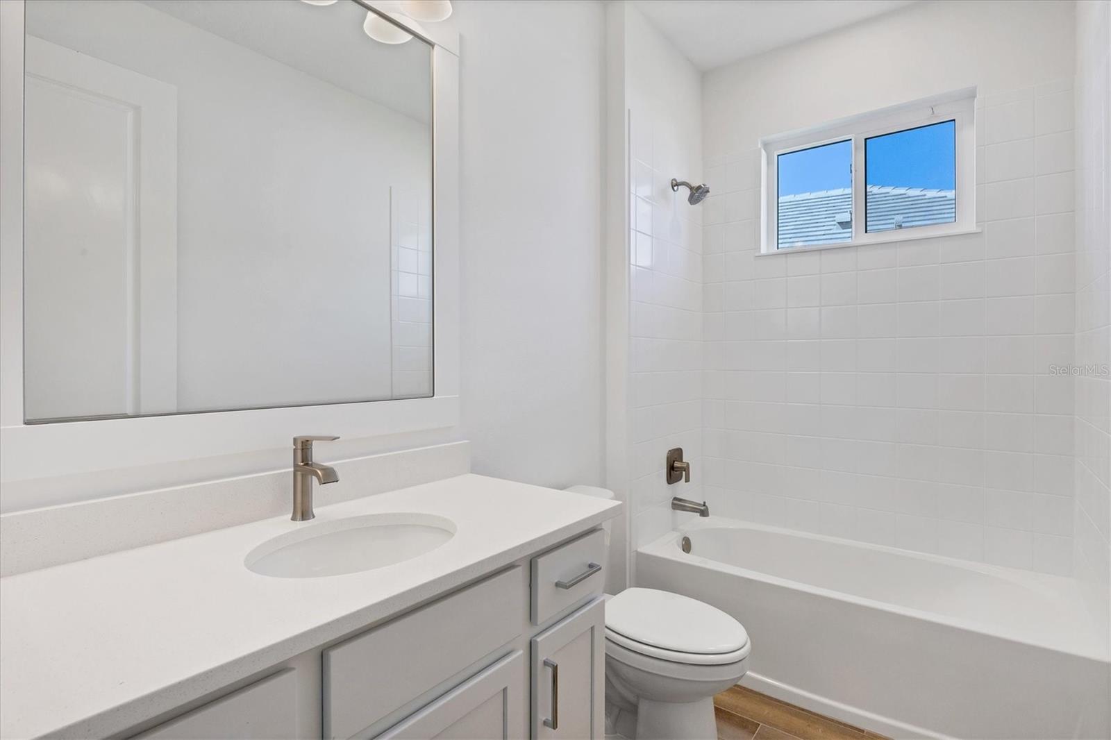 Image 20 of 60 For 1019 Waterline Court