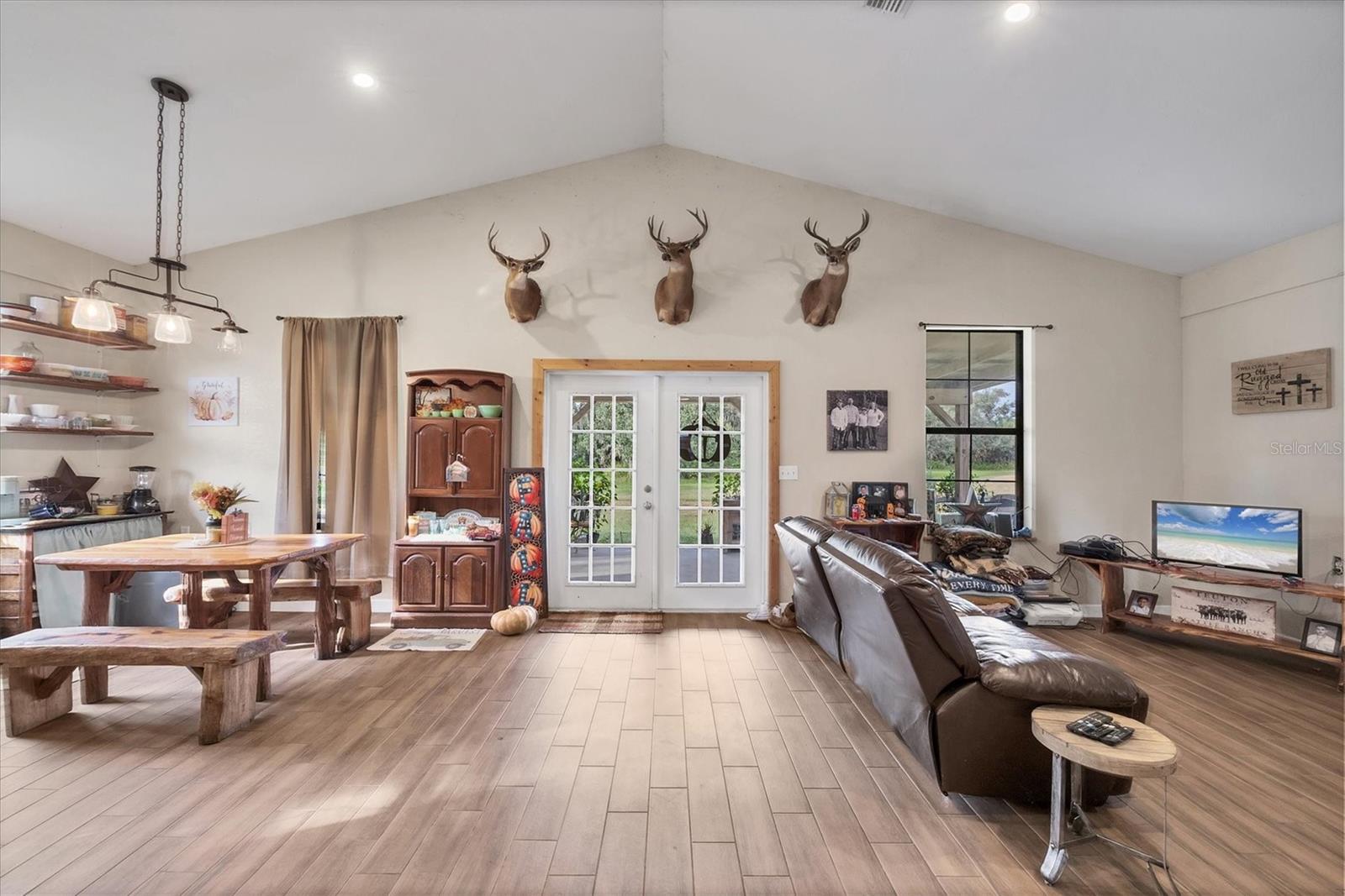 Image 14 of 34 For 16406 Coker Gully Road