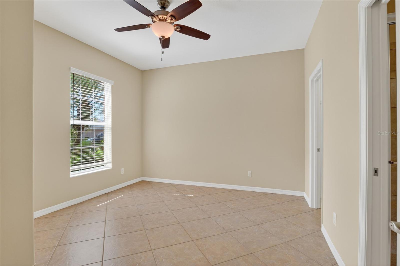 Image 21 of 43 For 2649 Vareo Court