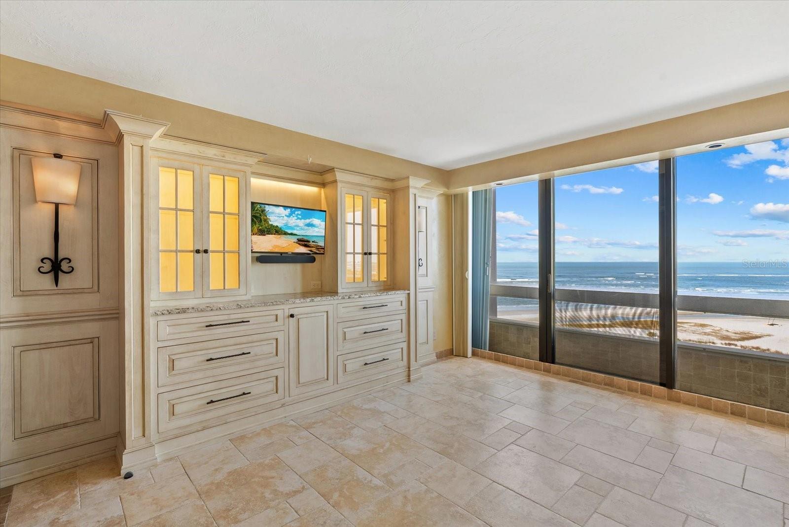 Image 15 of 56 For 5400 Ocean Boulevard 12-2