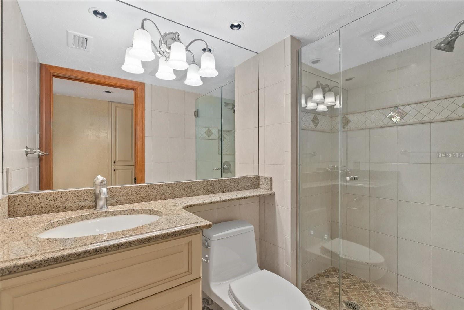 Image 19 of 56 For 5400 Ocean Boulevard 12-2