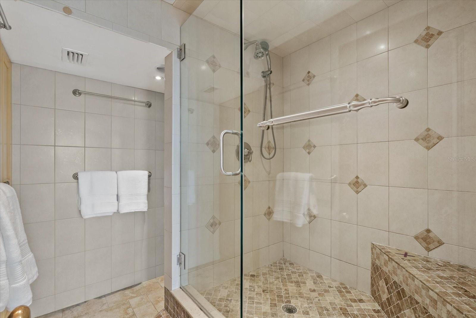 Image 36 of 56 For 5400 Ocean Boulevard 12-2