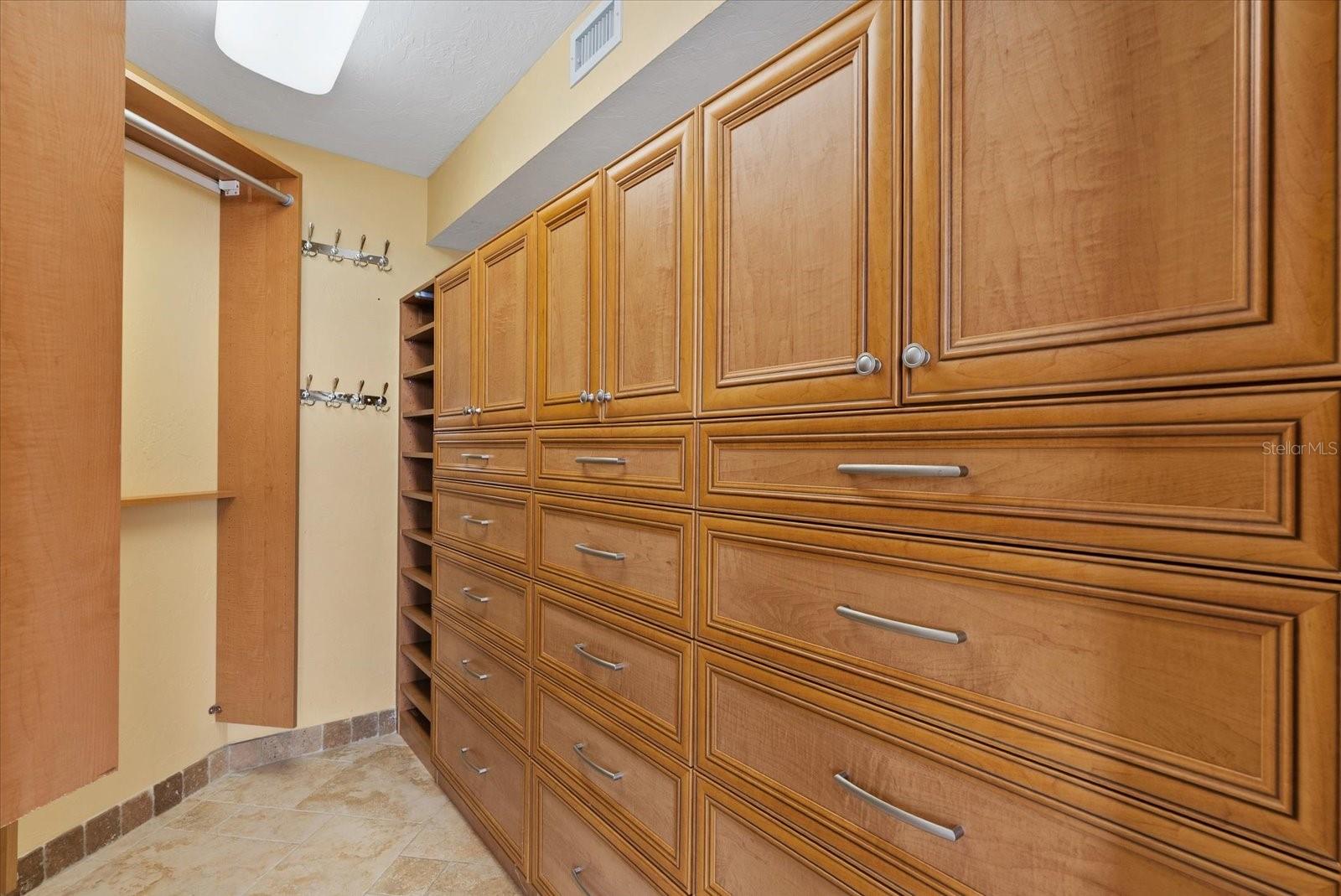 Image 39 of 56 For 5400 Ocean Boulevard 12-2