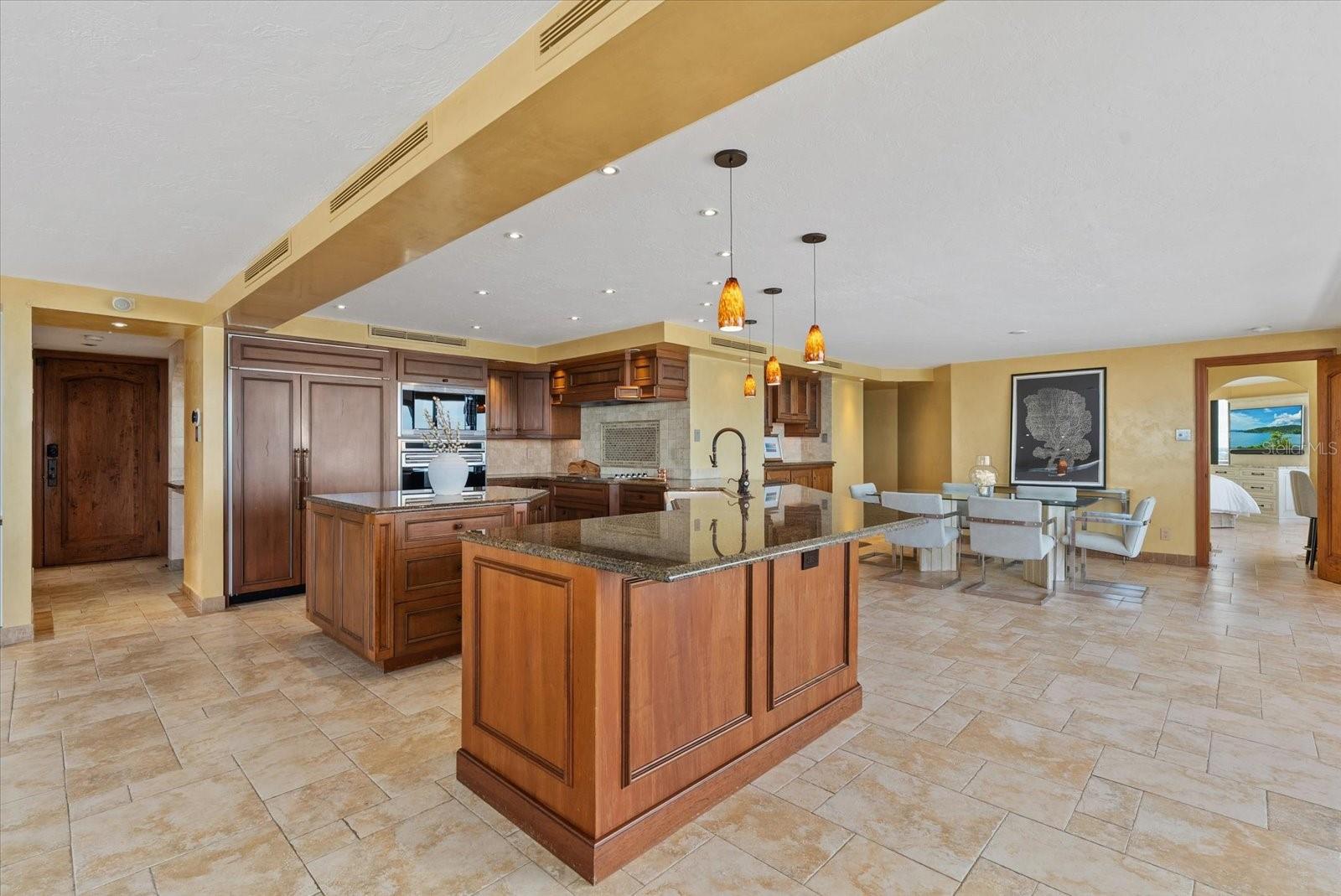 Image 8 of 56 For 5400 Ocean Boulevard 12-2