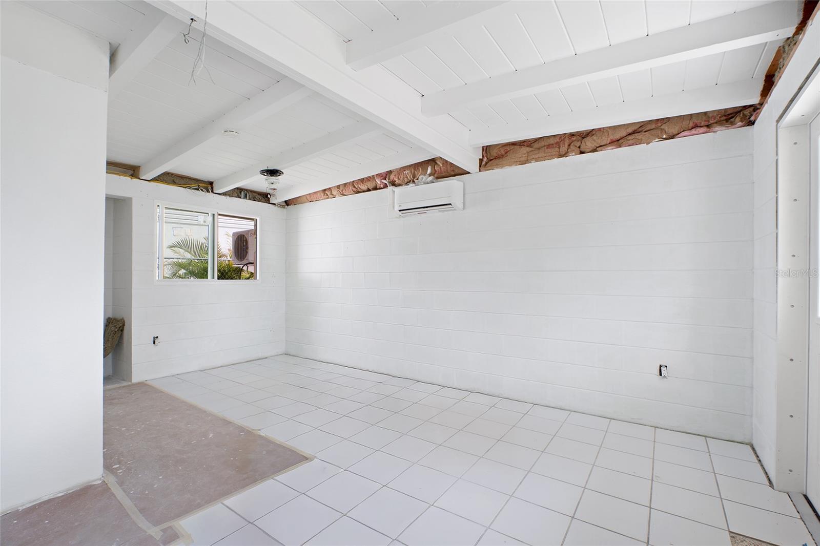 Image 11 of 36 For 1385 Gulf Boulevard 10