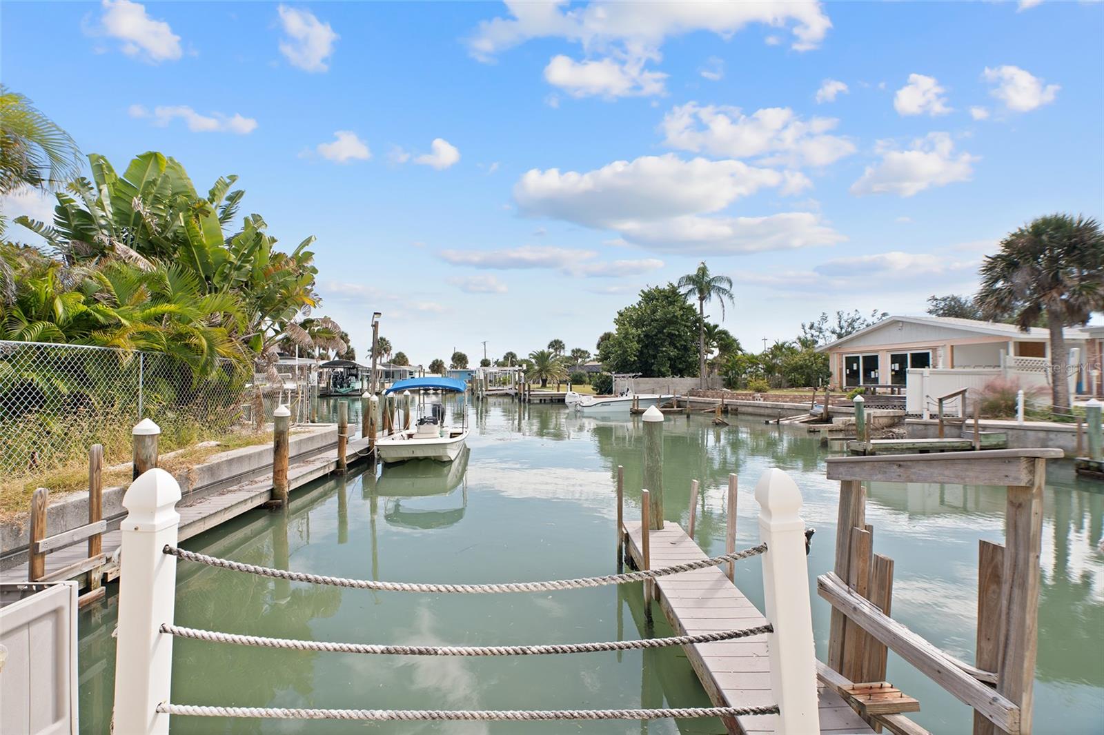 Image 15 of 36 For 1385 Gulf Boulevard 10