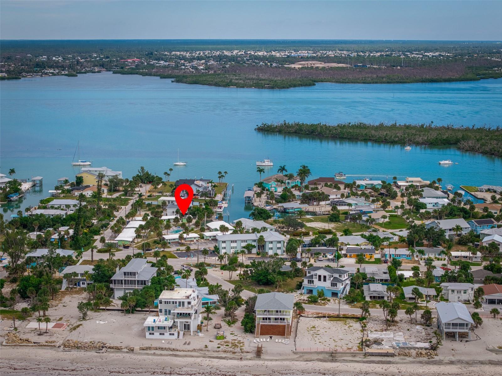 Image 24 of 36 For 1385 Gulf Boulevard 10