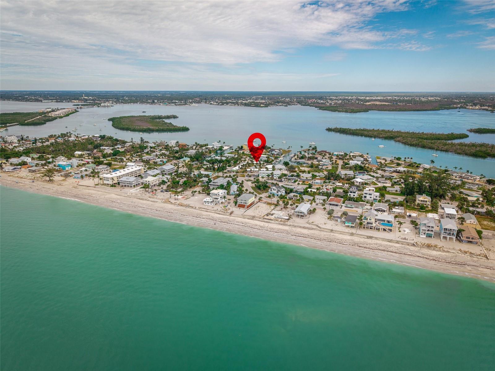 Image 26 of 36 For 1385 Gulf Boulevard 10