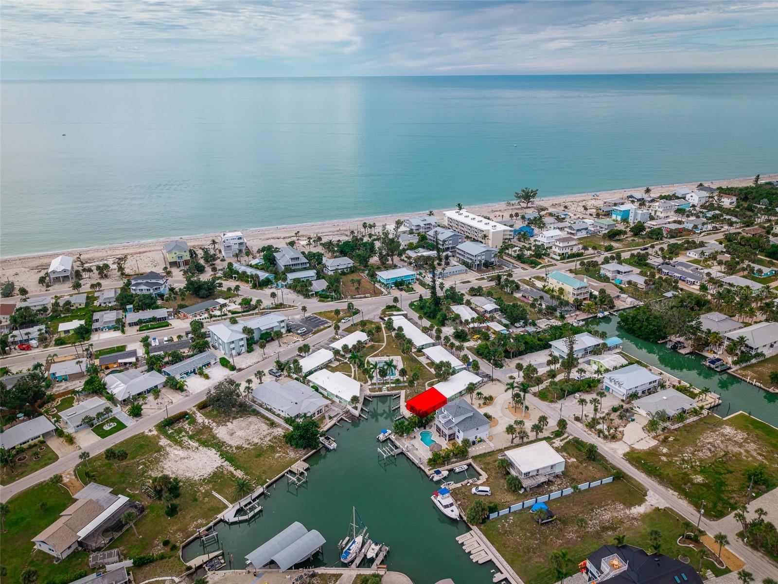 Image 29 of 36 For 1385 Gulf Boulevard 10